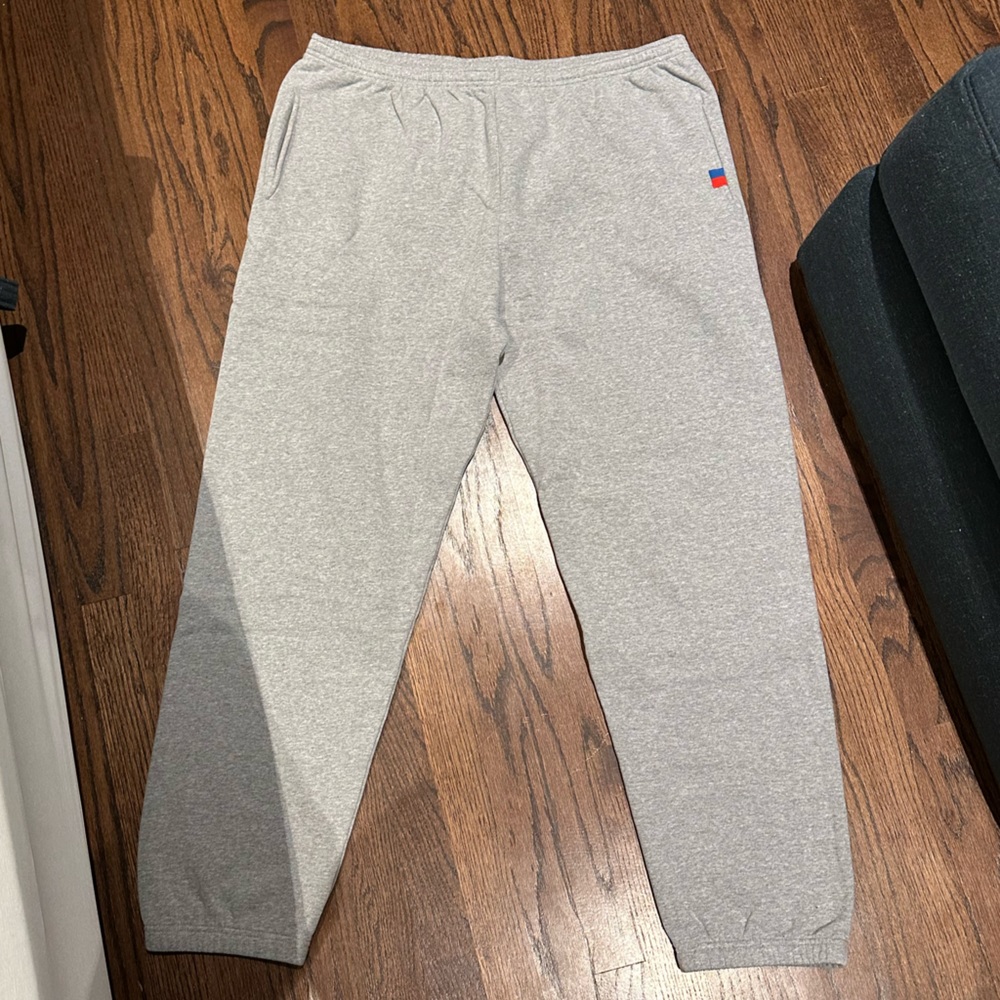 KULE Men’s Grey Sweatpants - NWT